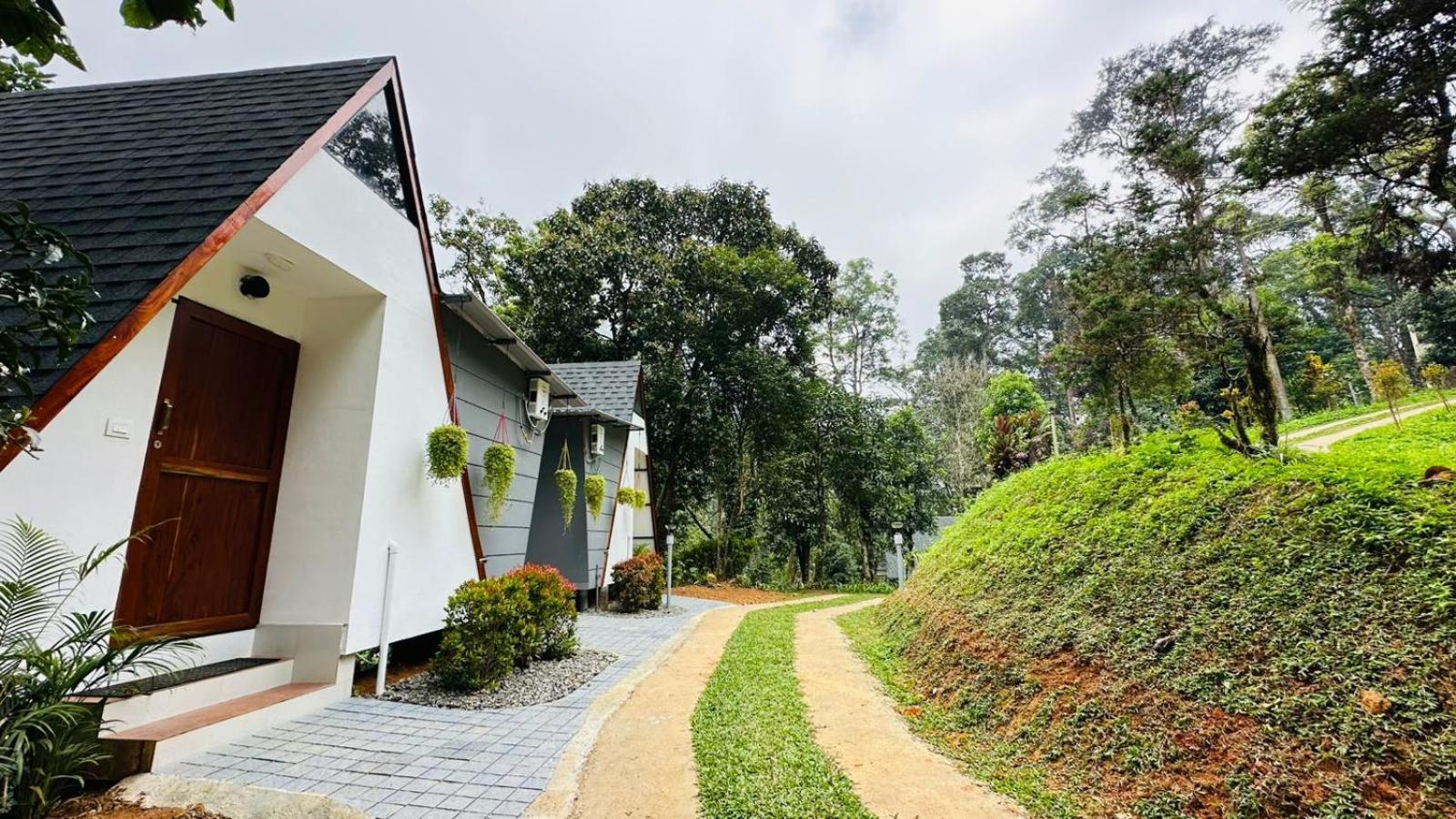 Forestscape Resort Мунар Екстериор снимка